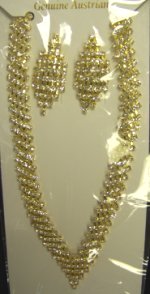 Thick+Rhinestone+Necklace+%26+Earring+Set