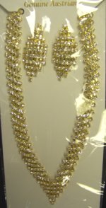 Thick+Rhinestone+Necklace+%26+Earring+Set